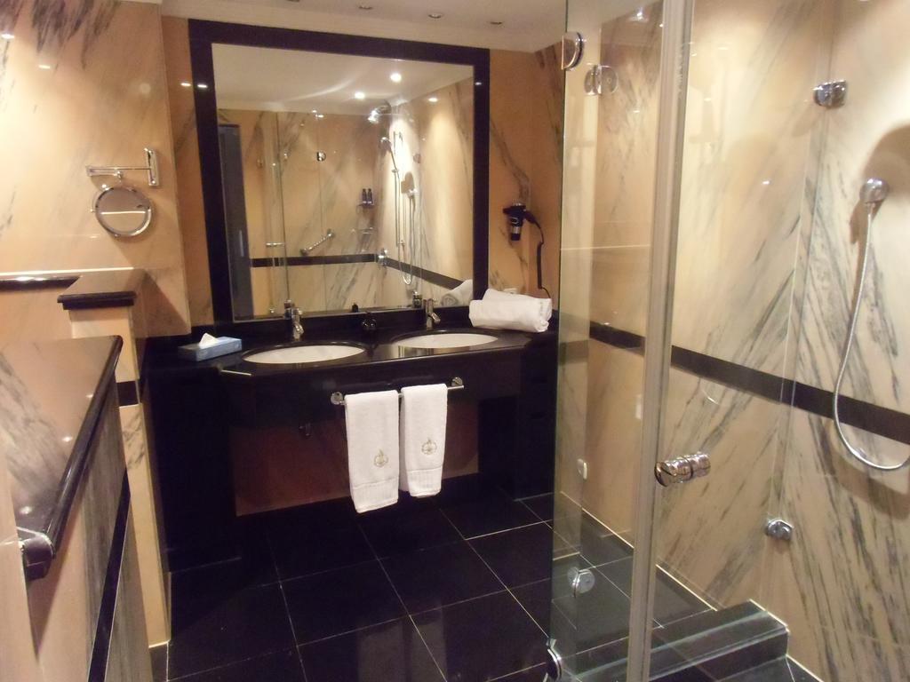 Las Dunas Suites & Apartments Estepona Kamer foto